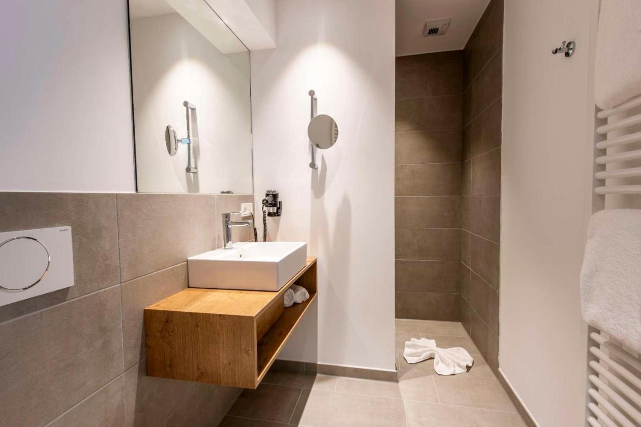 Jahotel Geldern Luaran gambar